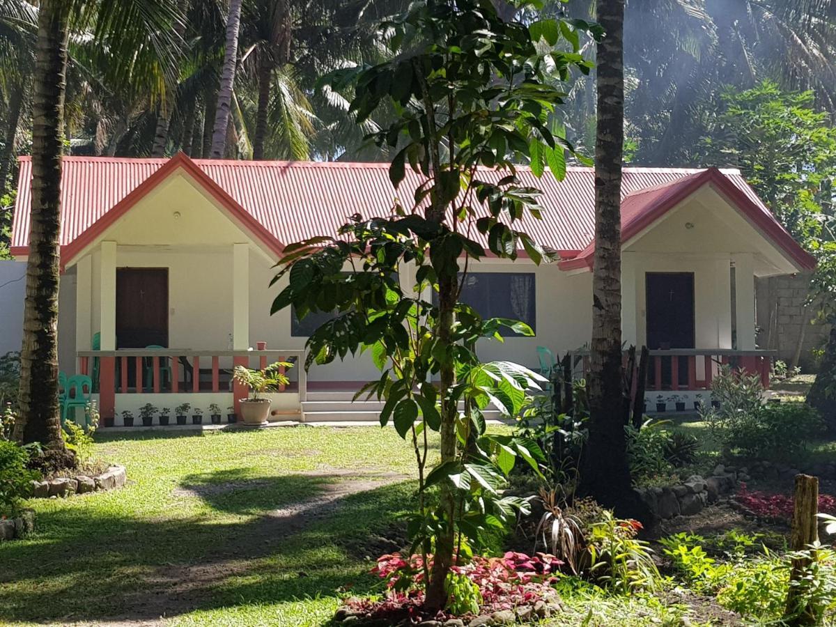 Sj Pabua Travellers Inn Mambajao Exterior foto